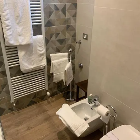 Residenza Pezzani Гостевой дом Парма