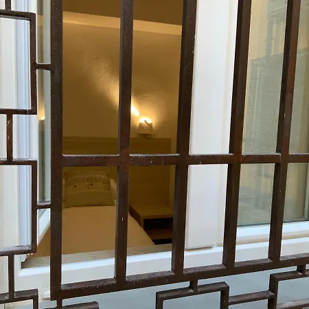 Гостевой дом Residenza Pezzani 4*