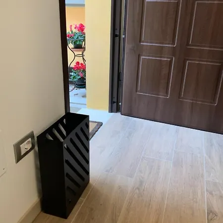 Гостевой дом Residenza Pezzani 4*