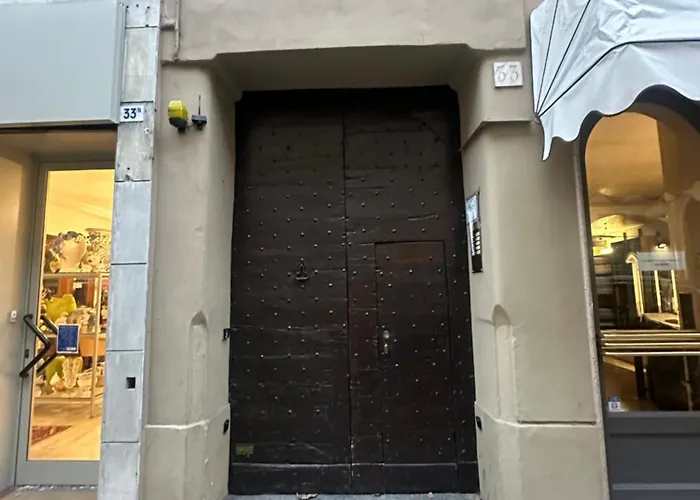 Guest house Residenza Pezzani 4*